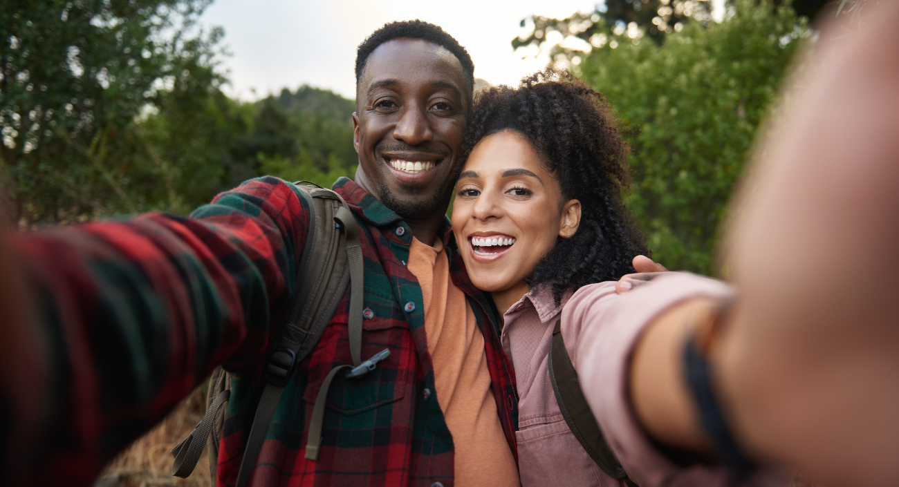 allied health travel couple selfie